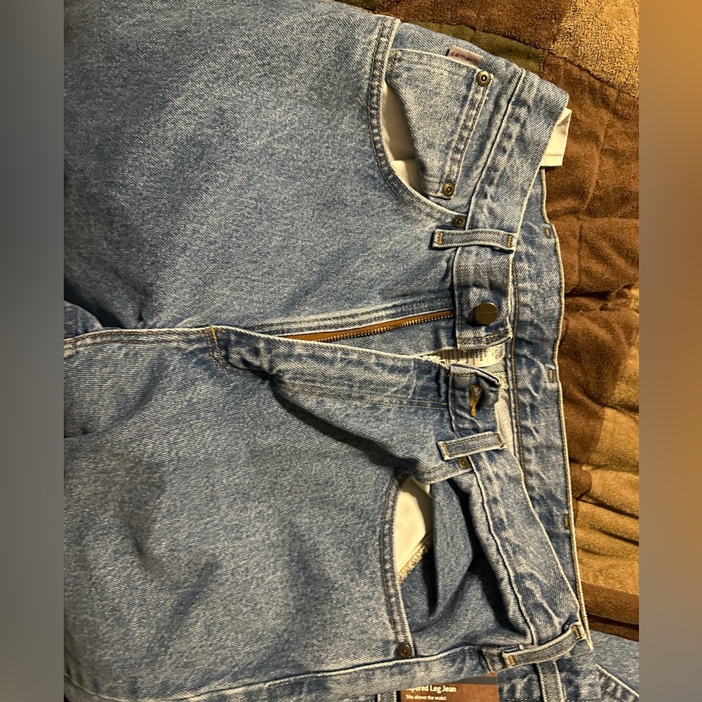 Pair of new Carhartt Mens Relaxed Fit Jeans. Size 35 x 32